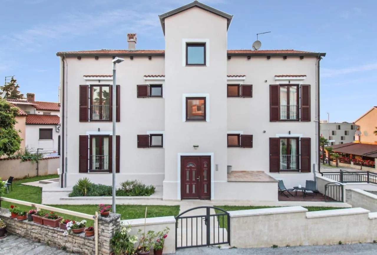 Apartments Villa Alba Porec 0*,  Croatia
