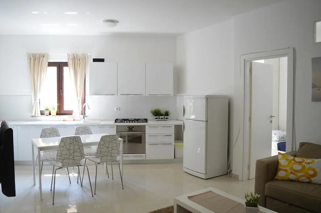 Apartments Villa Alba Porec 0*,  Croatia