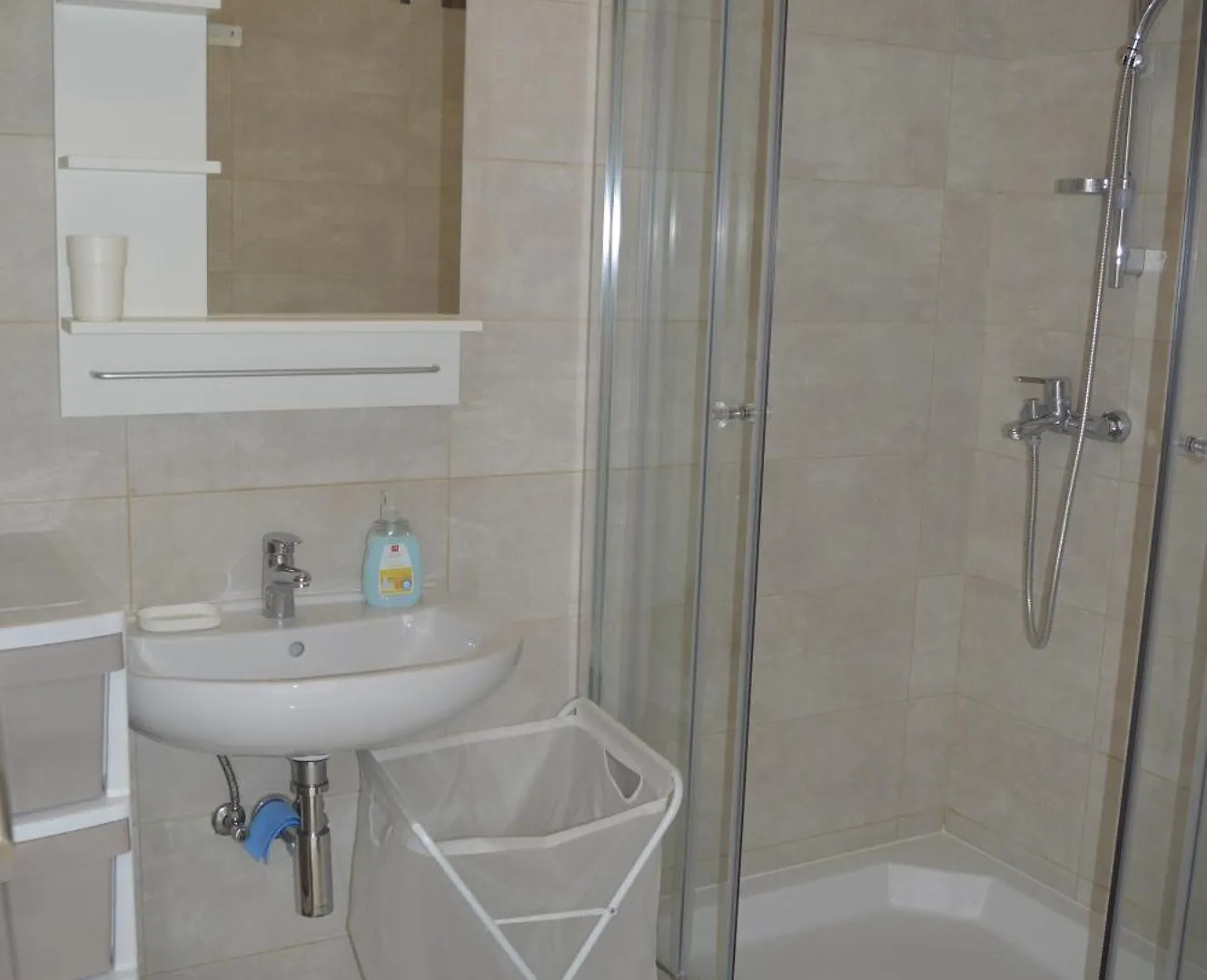 Apartments Villa Alba Porec 0*,  Croatia